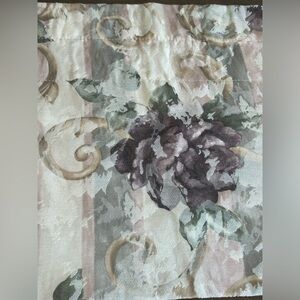 CROSCILL CHAMBORD CASSIS FLORAL PURPLE ROSES WINDOW VALANCE 88 X 17.5 ~ USA